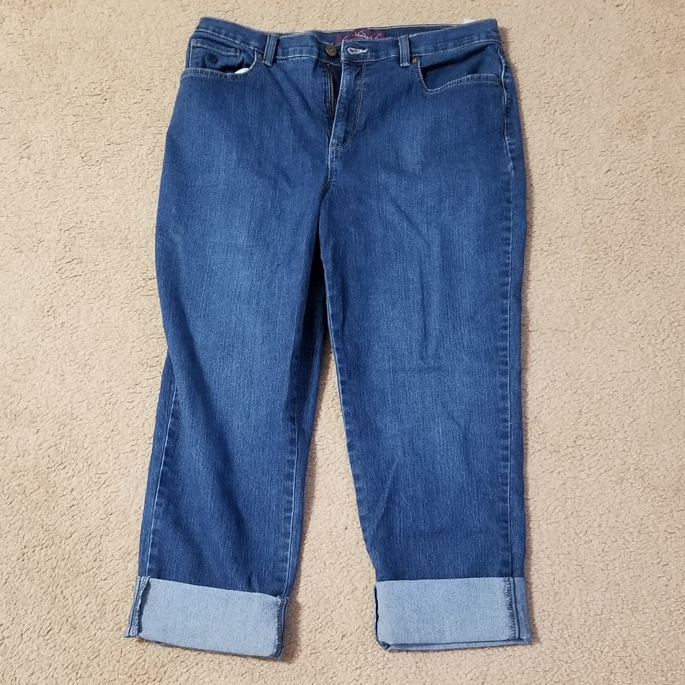 Women's Cropped Jeans
